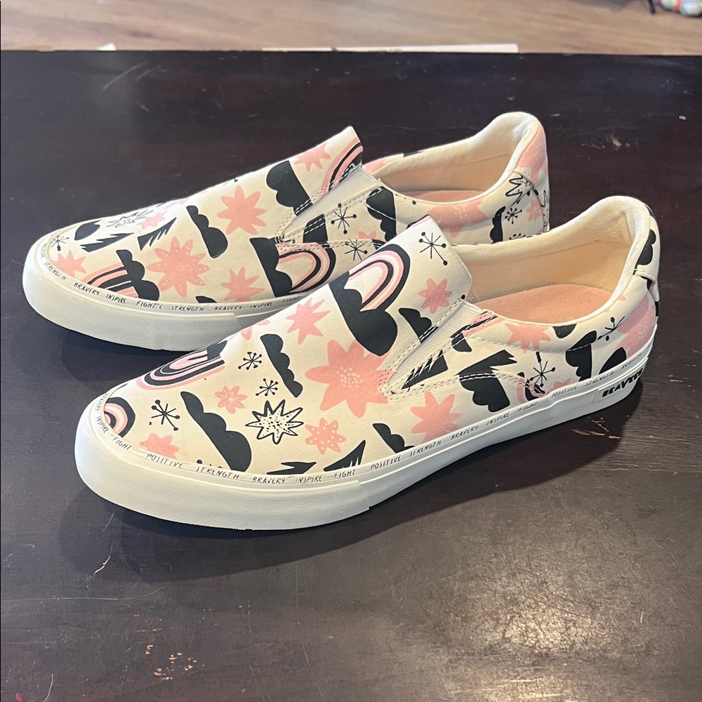 SeaVees Cream, pink and Black Patterned Slip-On Shoes breast cancer awareness